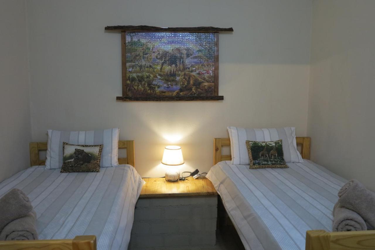 Okahandja Guesthouse Esterno foto