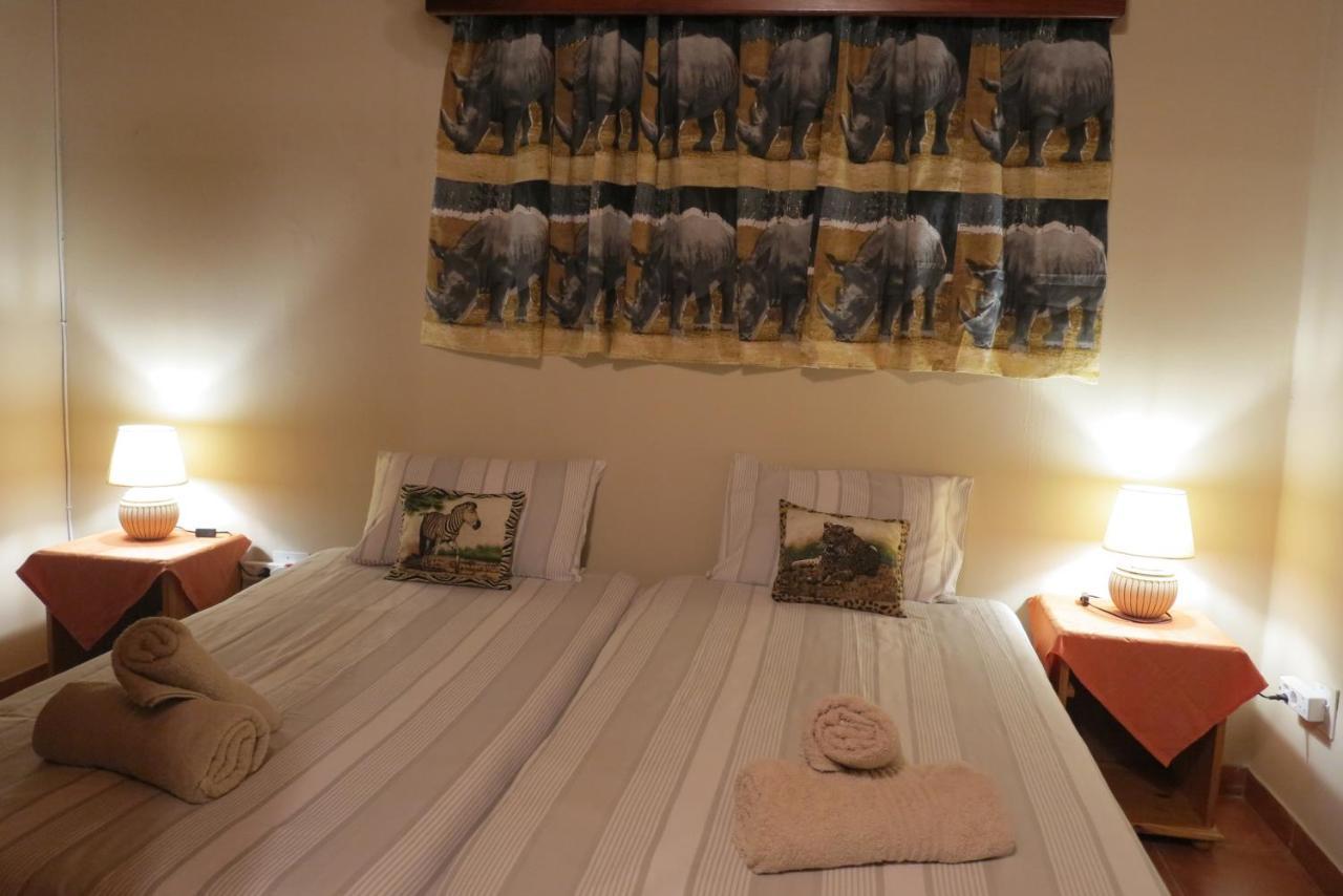Okahandja Guesthouse Esterno foto